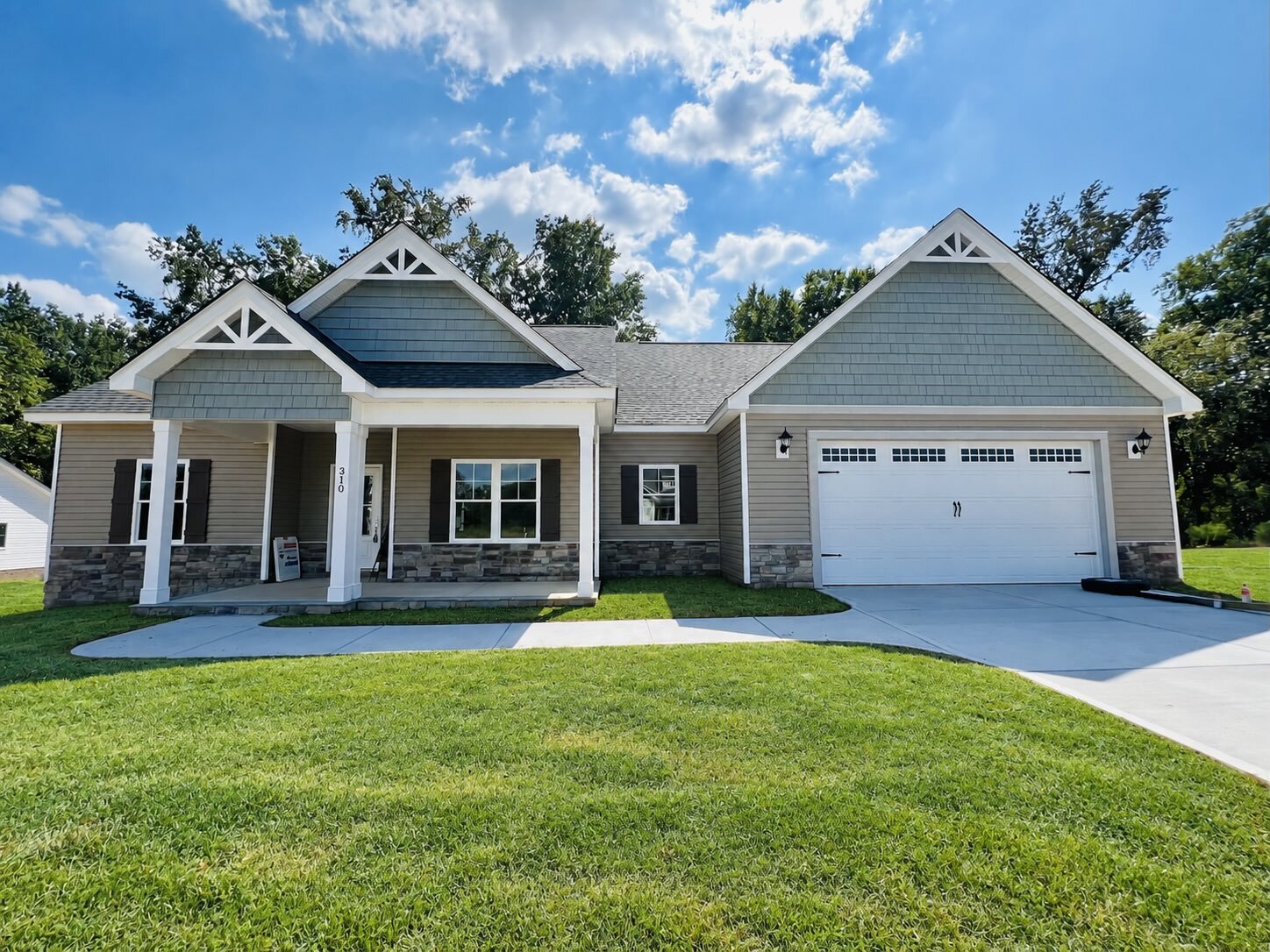 310 Creek's Edge
