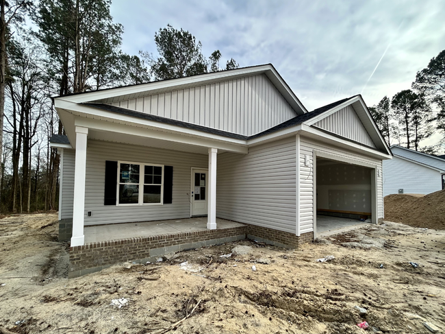 1775 Walnut Run Dr, NC 28525