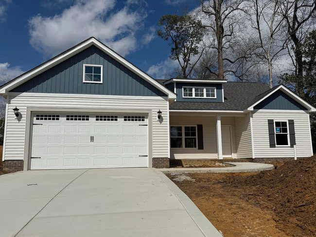 1707 Elizabeth Drive, NC 28504
