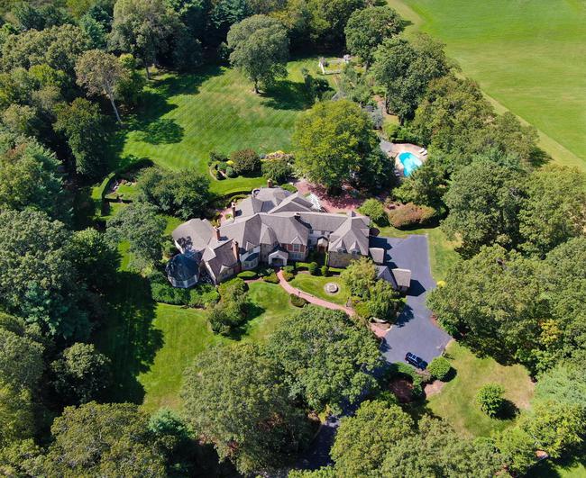 12 WYNDEMERE DRIVE, MA 01772