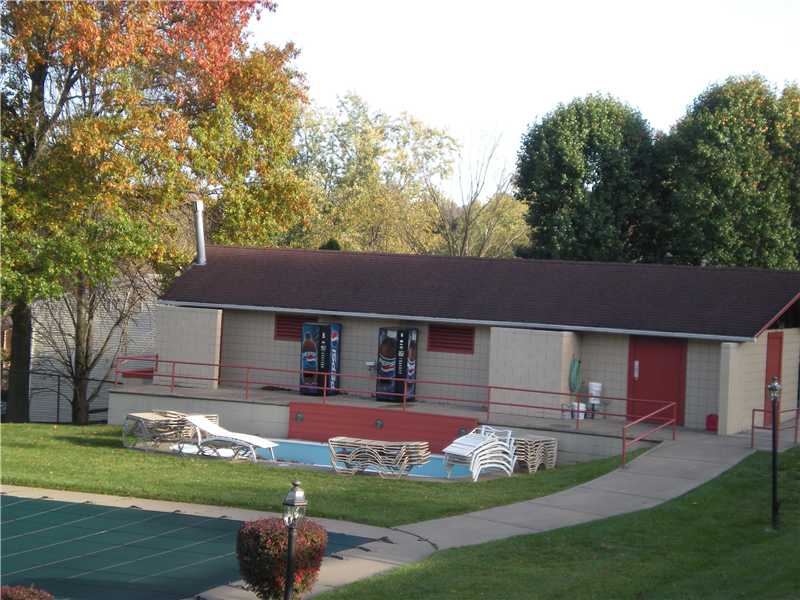 Smaller Children's Pool and Restrooms