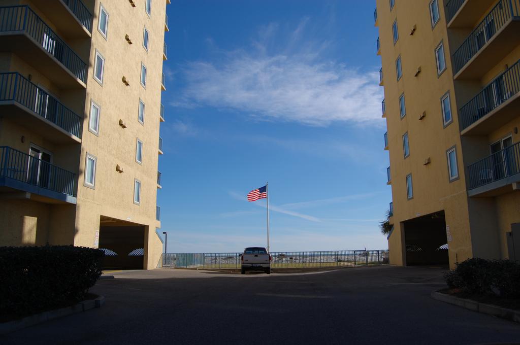 Surfside Shores I Gulf Shores Condo Building Features and Listings For