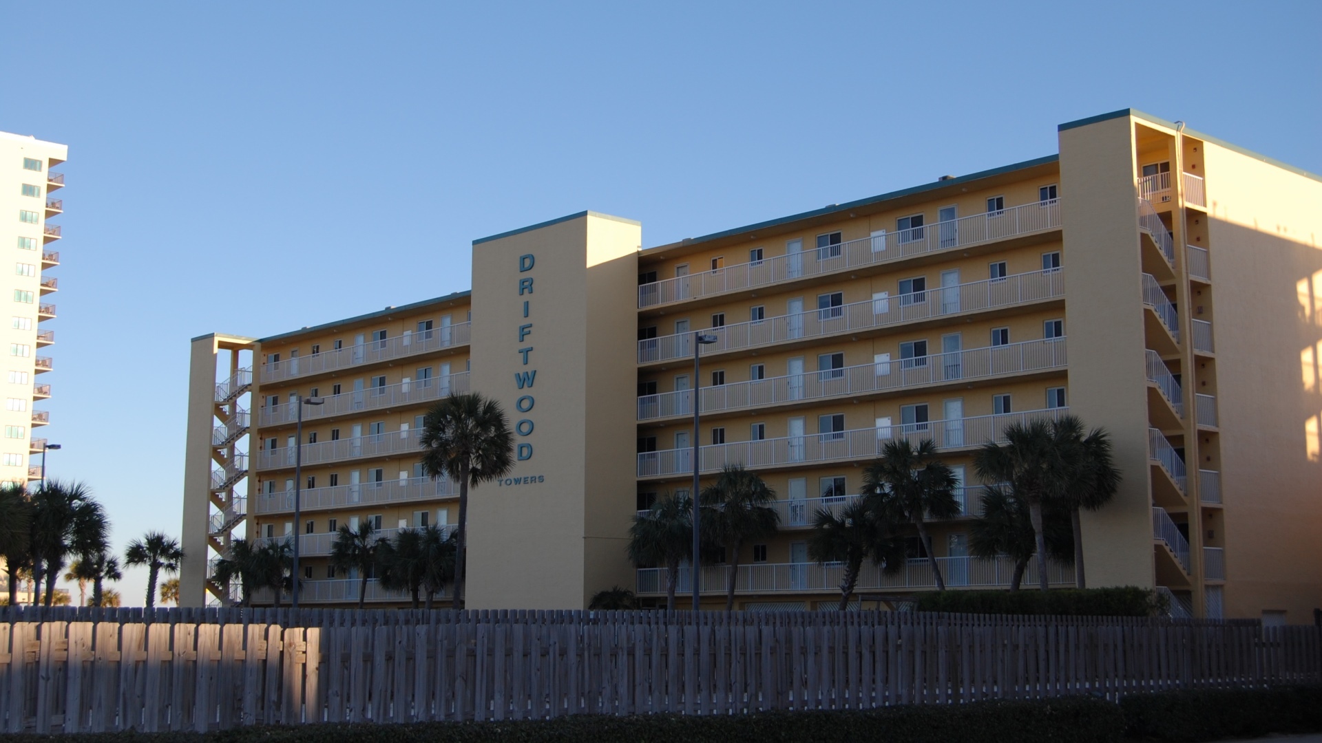 Driftwood Towers Gulf Shores, Alabama Condos For Sale and Community