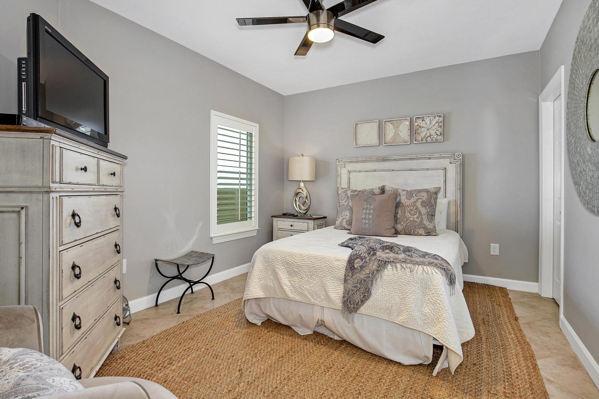 Admirals Quarters Orange Beach Condos For Real Estate Sale Presented By