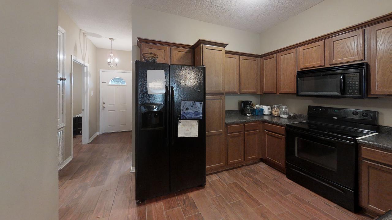 Victoria Place 3BD/2BA