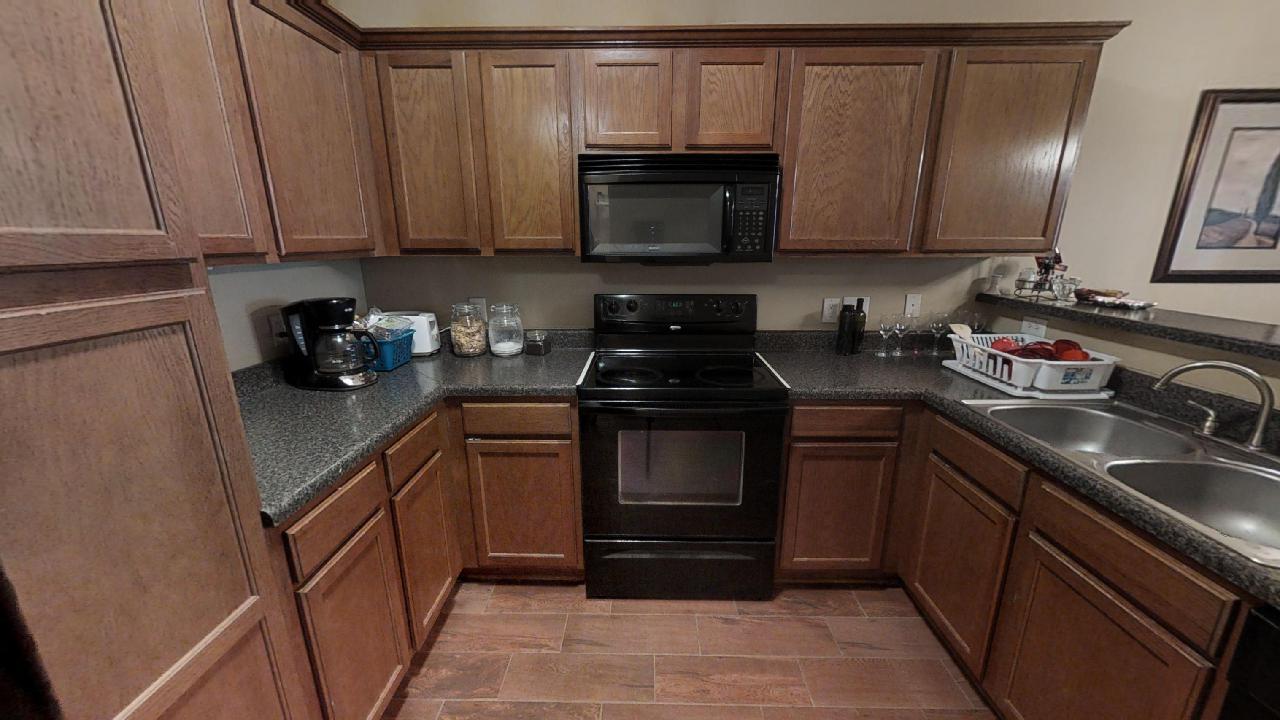 Victoria Place 3BD/2BA