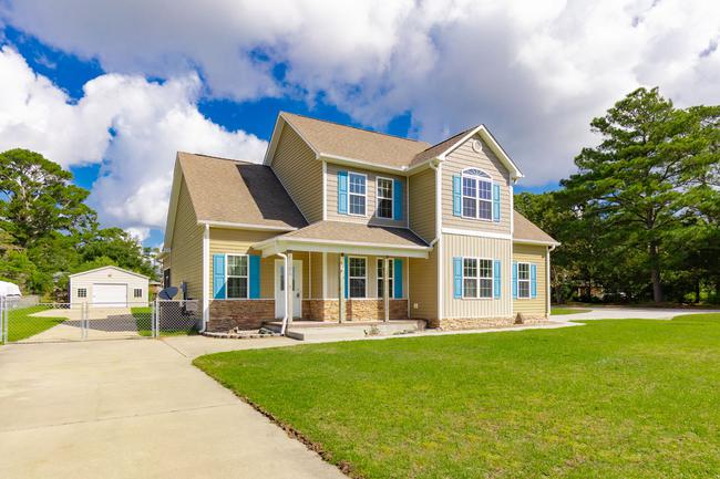 106 Barbour Dr, NC 28570