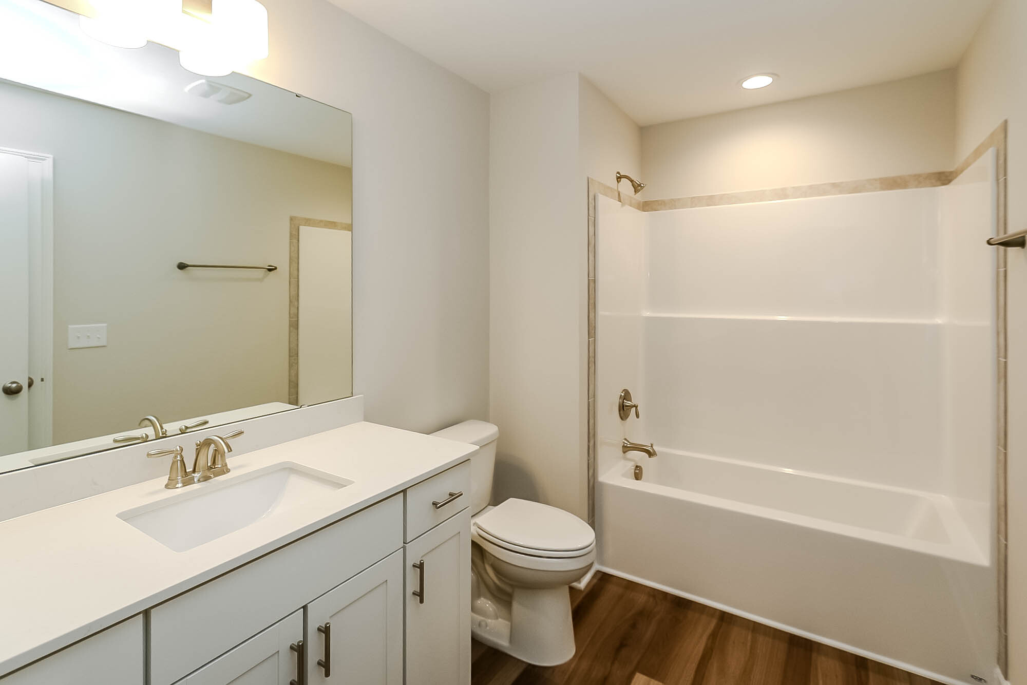 Second full bathroom upstairs