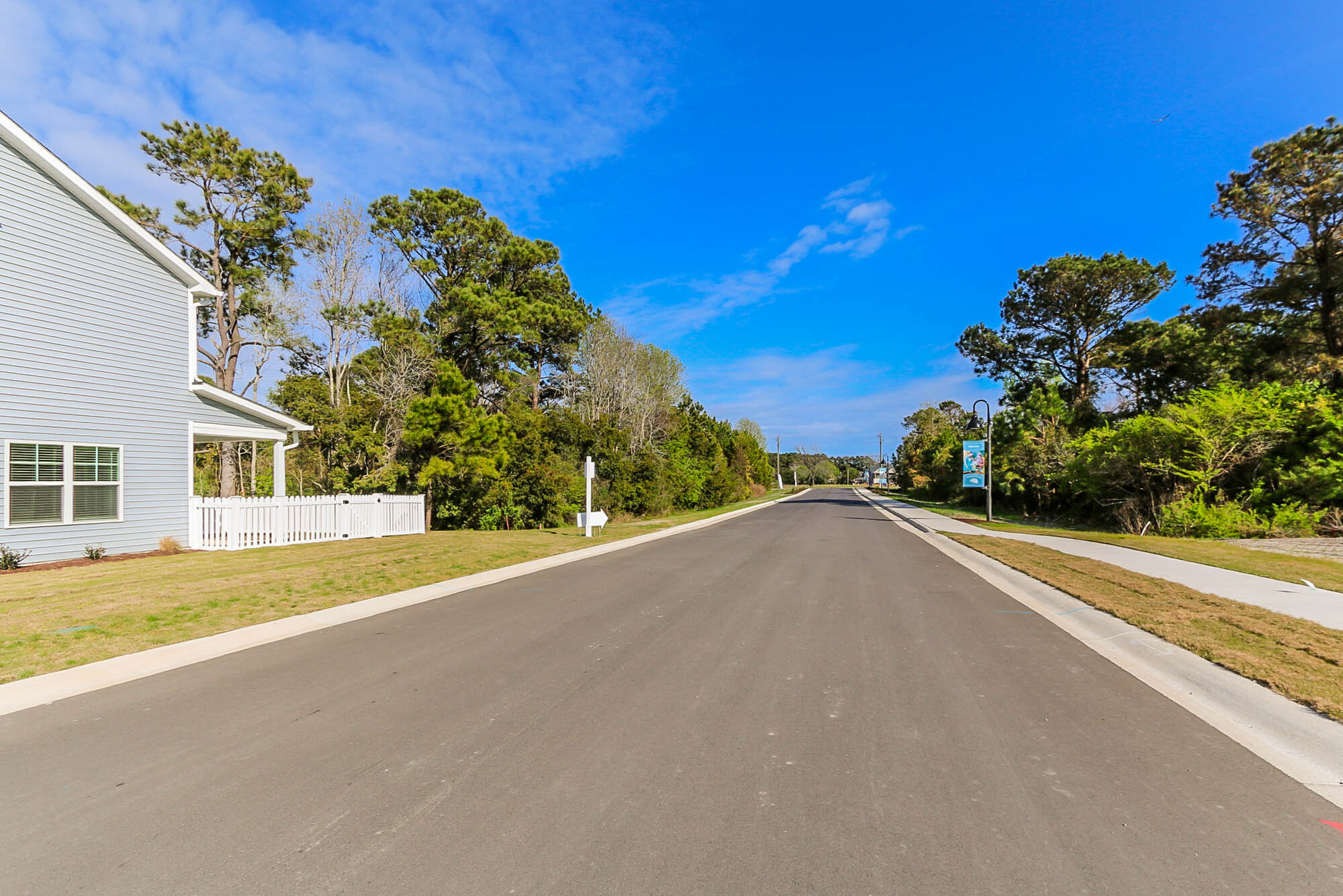 Street view towards Live Oak Rd