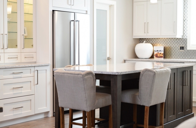 Discover stunning modern luxury at Park and Shore.