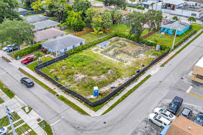 3210 NE 32nd Ave,  33334
