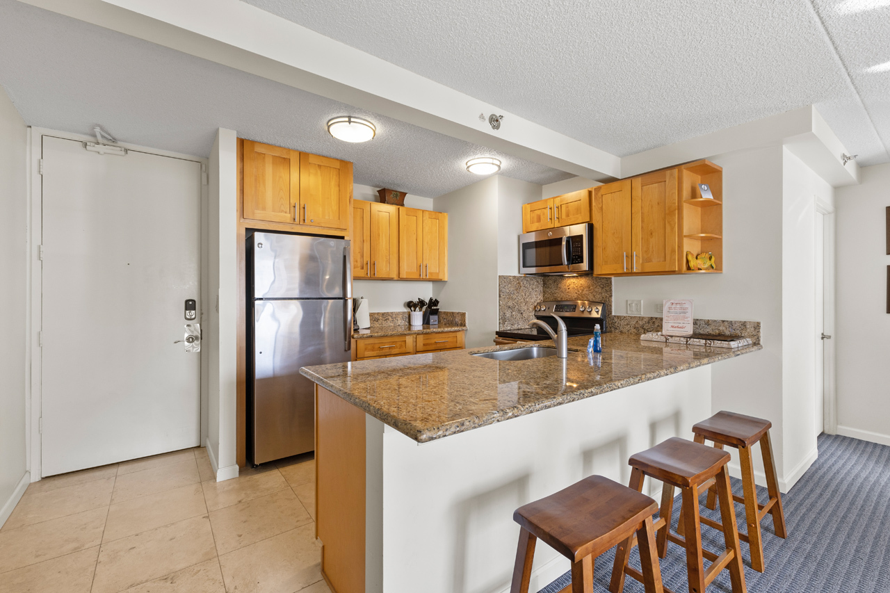 Kitchen: 