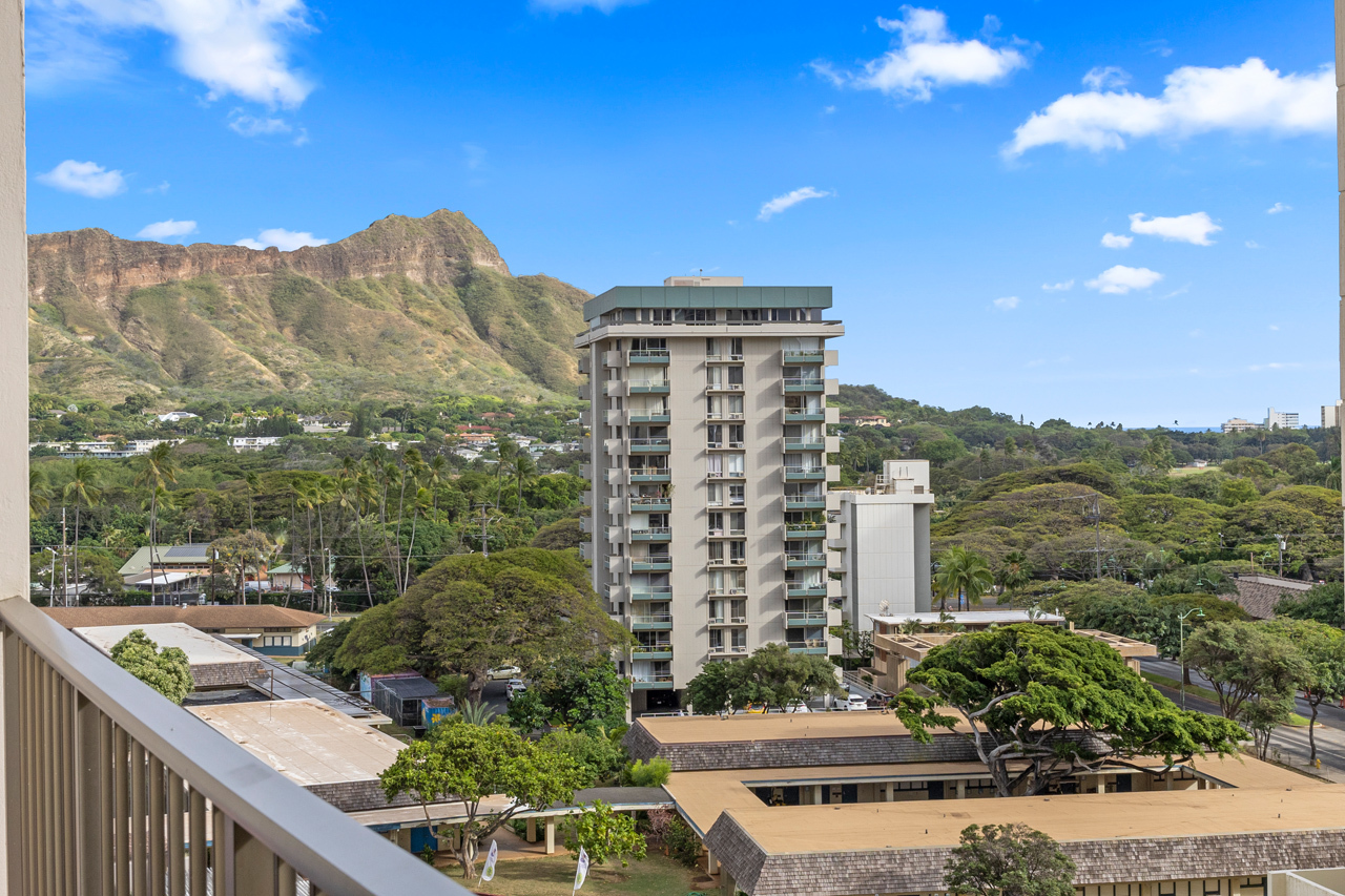 Diamond Head views from Lanai: 