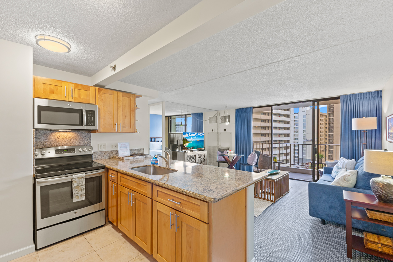 Kitchen: 