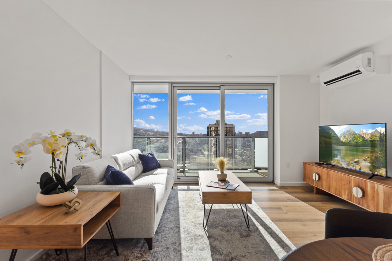 Living room: 