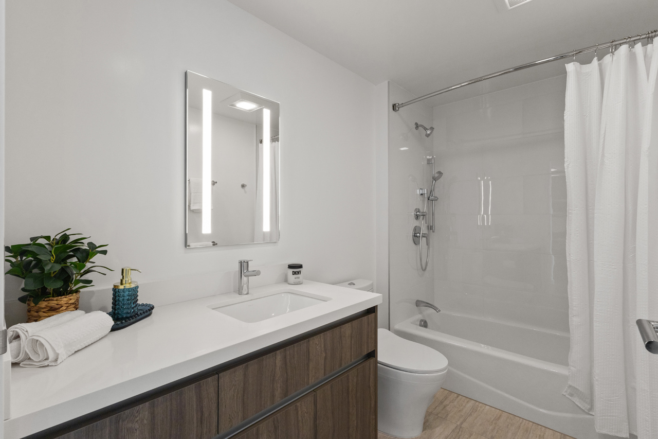 Bathroom: 