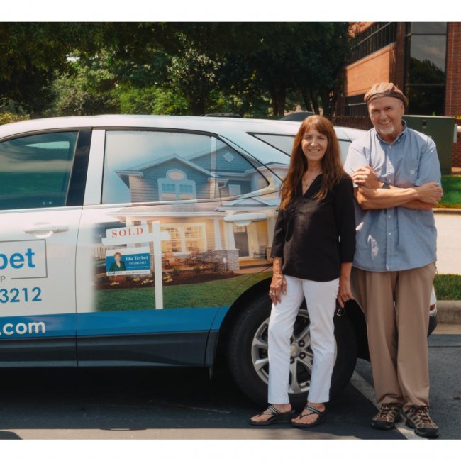 Photo of Jim and Bonnie 