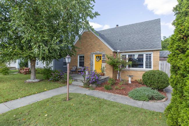 1316 E Mishawaka Ave, IN 46544