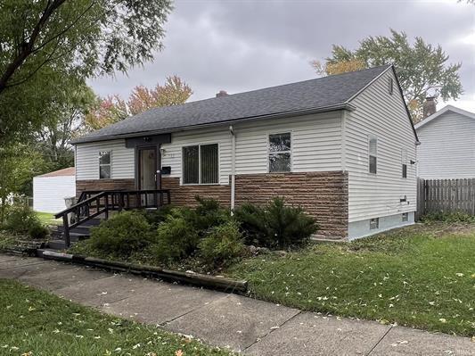 702 S Gladstone Ave, IN 46619