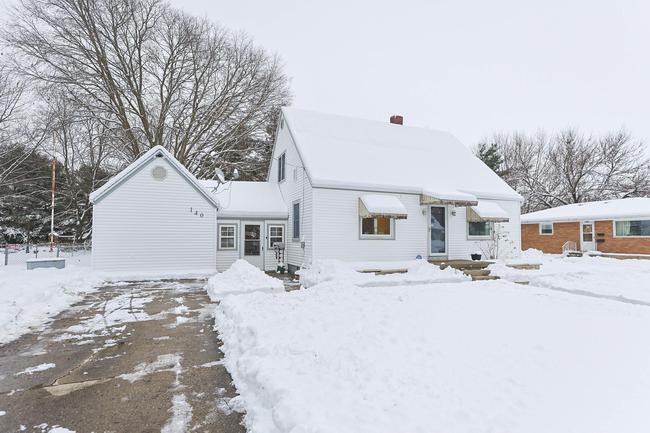 140 Oakside Ave, IN 46544