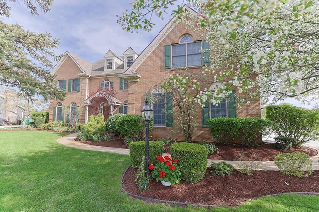 15246 Longford Dr, IN 46530