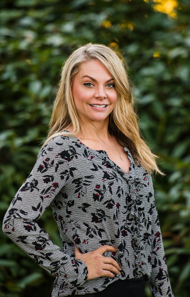 Photo of Denise Jones,