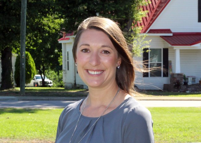 Photo of Jennifer Proper