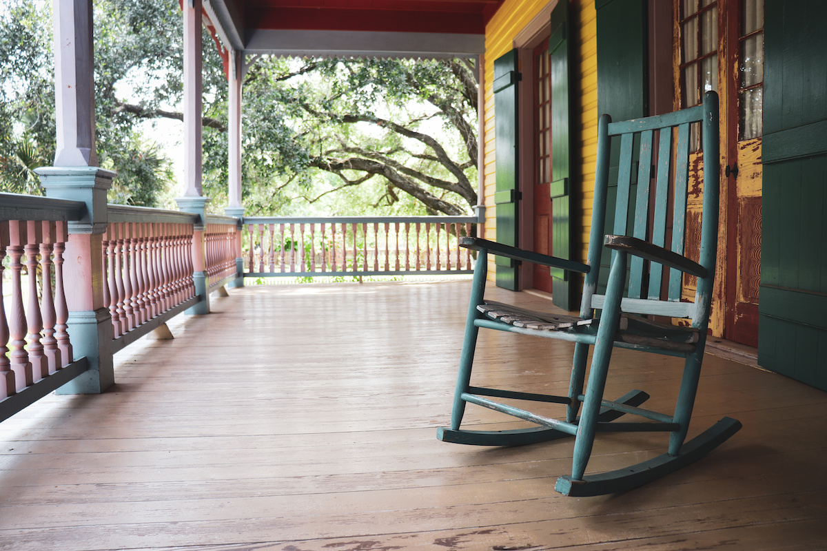Plantation Porch