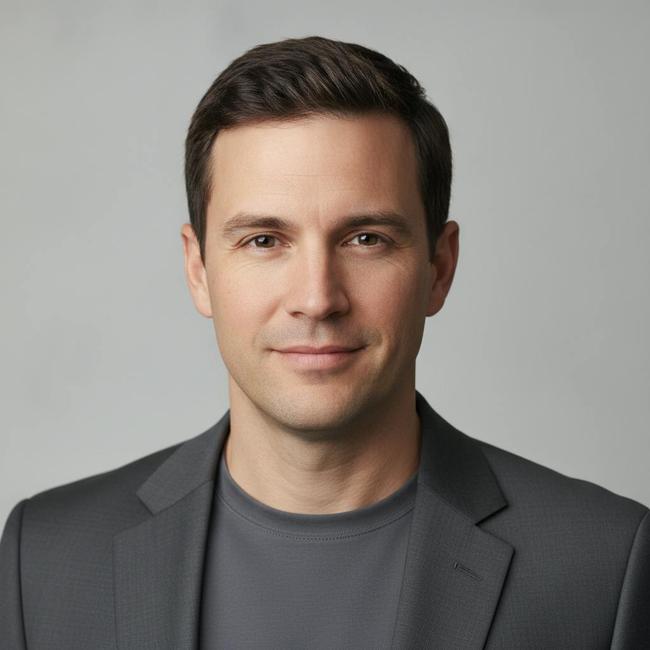 Photo of Elliot Barrows