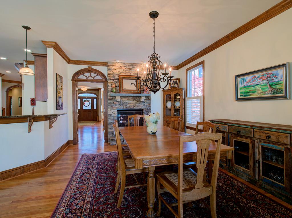 Dining/Hearthroom