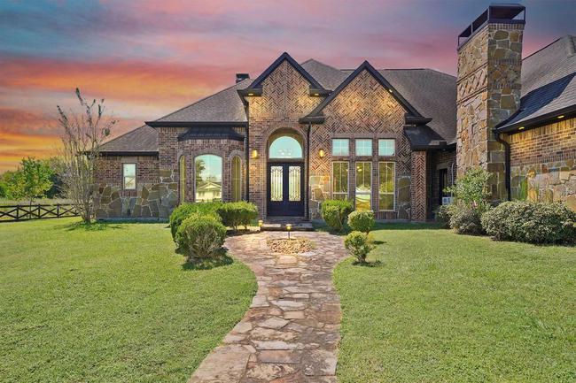 8334 Galler Rd, TX 77469