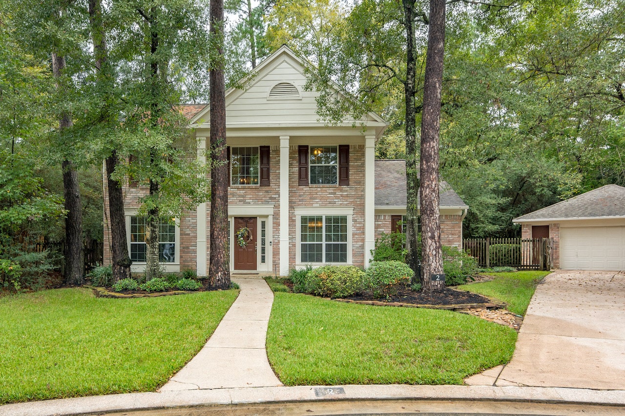 Explore the Village of Indian Springs in The Woodlands, TX