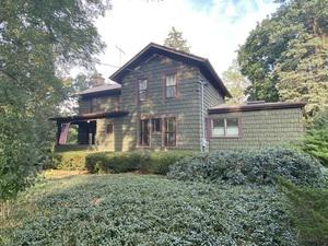 216 N. Batavia Ave., IL 60510