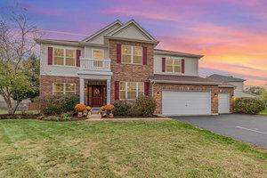 2576 Lyman Loop, IL 60560