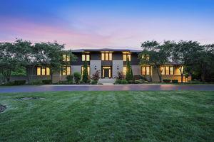 88 Riverwood Dr., IL 60543