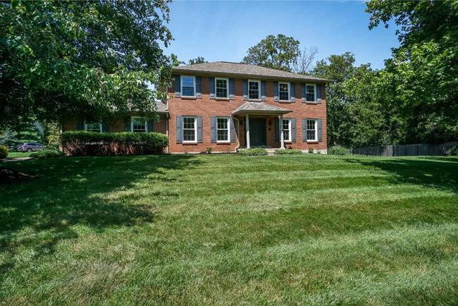 9004 Winthrop Dr, OH 45249