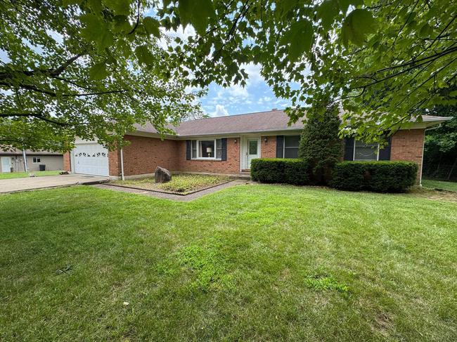 523 Lang Rd, OH 45244