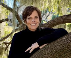 Photo of Colleen Warnock