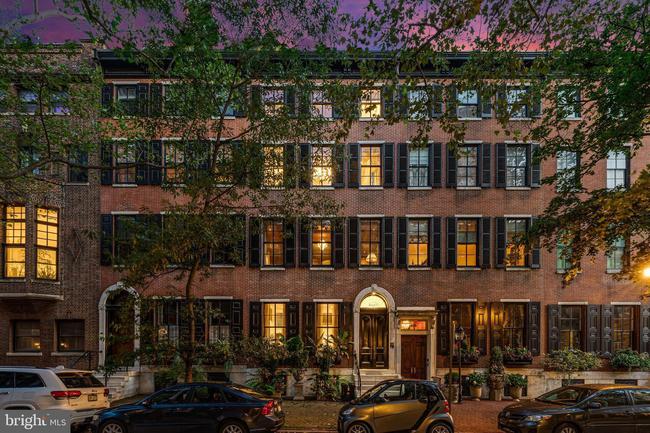 1828 Delancey Place, PA 