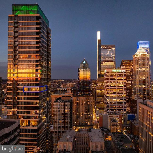 1911 Walnut Street Unit 3301,  19103