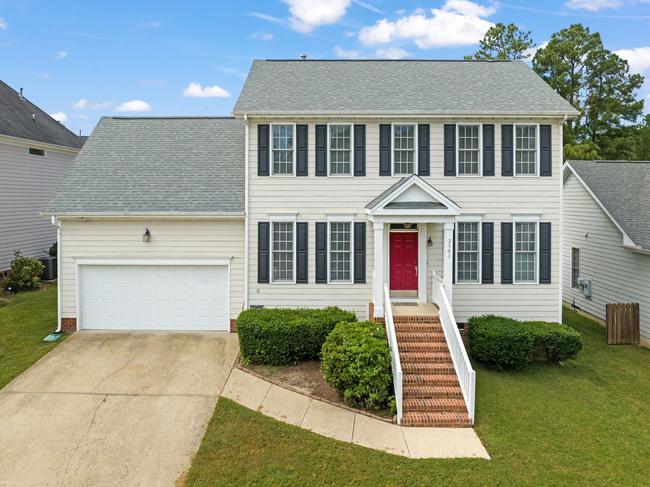 2301 Laurel Valley Way, NC 27604