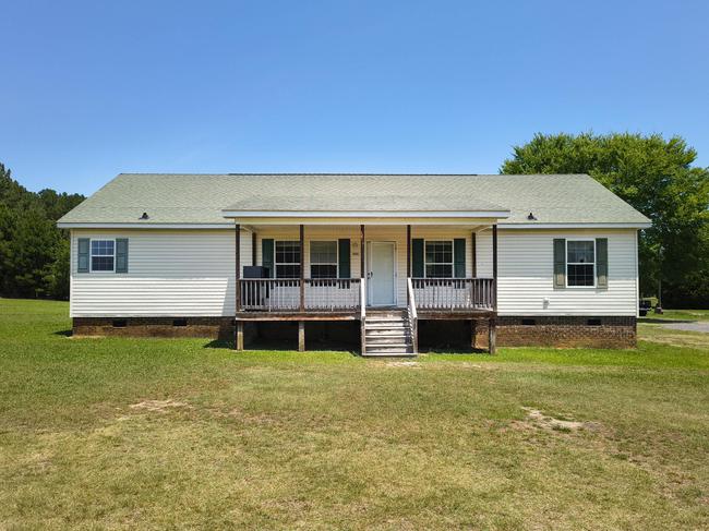 686 Porter Road, NC 27844