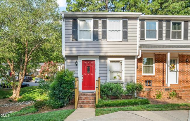 7713 Kingsberry Court, NC 27615