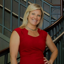Photo of Kim Crump