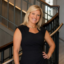 Photo of Kim Crump