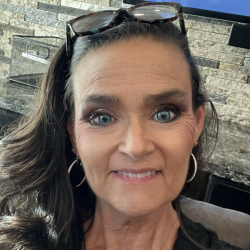 Photo of Michelle Murphy