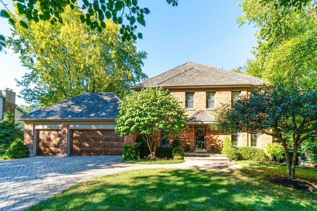 832 Interlaken Lane, IL 60048