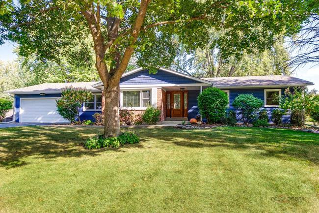 15040 W Clover Lane, IL 60048