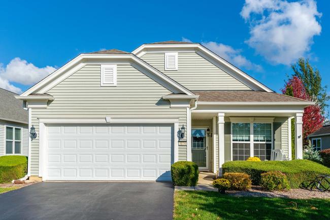 3174 Comstock Court, IL 60060