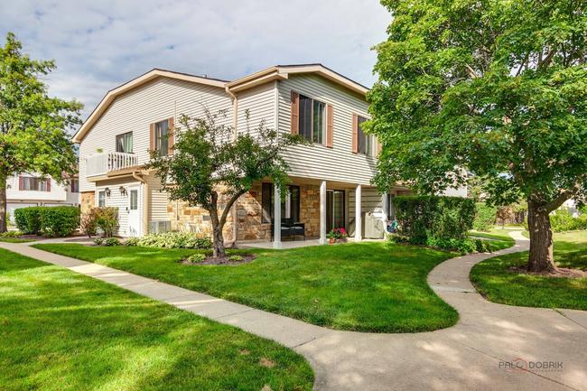 365 Jefferson Court, IL 60061